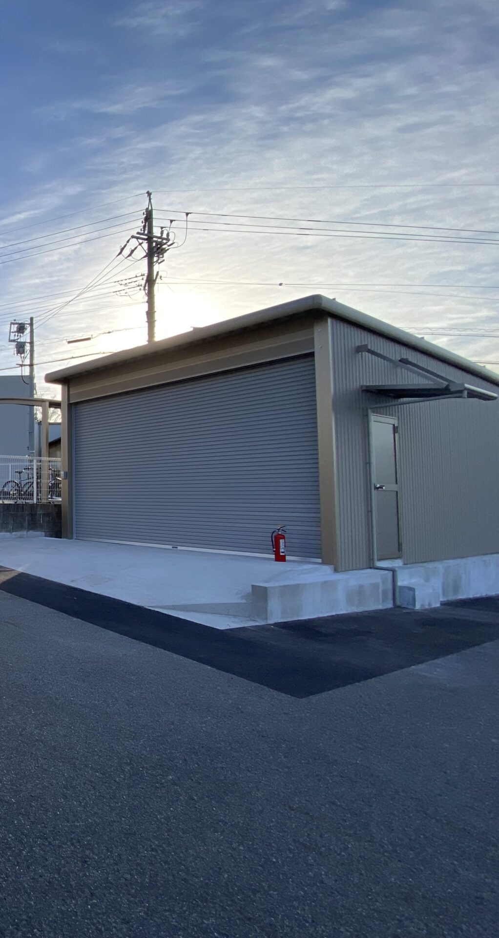 結露・湿気に配慮した倉庫新築工事｜不要品保管と動線を両立